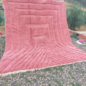 Pink Berber Rug – Handwoven Modern Moroccan Wool Elegance